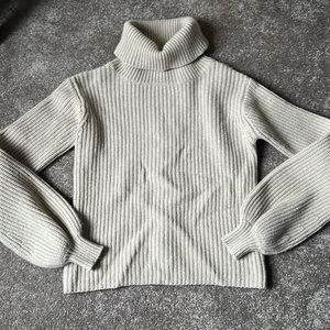 Generation Love lace up back sweater XS Tinsley Mortimer RHONY